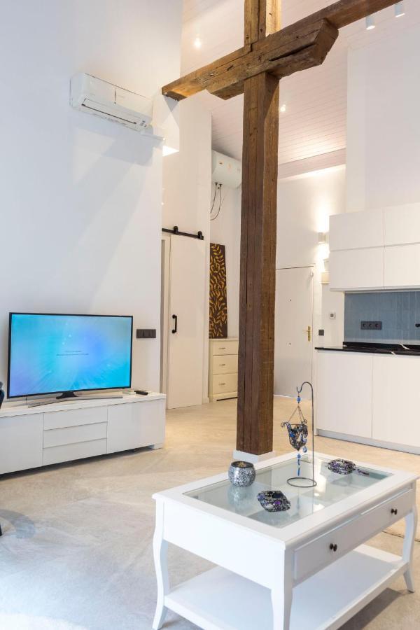 Acogedor Apartamento En Pleno Centro De Malaga By Sharingco Apartment Bagian luar foto