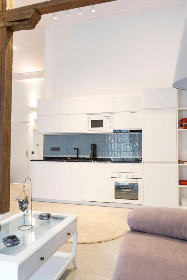 Acogedor Apartamento En Pleno Centro De Malaga By Sharingco Apartment Bagian luar foto